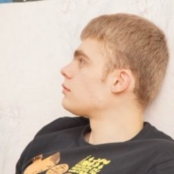 Парень ищет развратную девушку для жаркого секса в Туле Парень ищет развратную девушку для жаркого секса в Туле