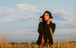 Сладенькая киска встретится с мужчиной Сладенькая киска встретится с мужчиной