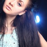 Горячая девушка ищет парня  для секса без обязательств