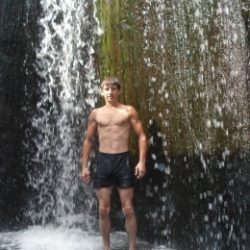 Молодой парень, чистоплотный, высокий. Ищу женщину Архангельск Молодой парень, чистоплотный, высокий. Ищу женщину Архангельск