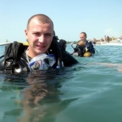 Парень, ищу девушку для прекрасного времяпрепровождения Парень, ищу девушку для прекрасного времяпрепровождения